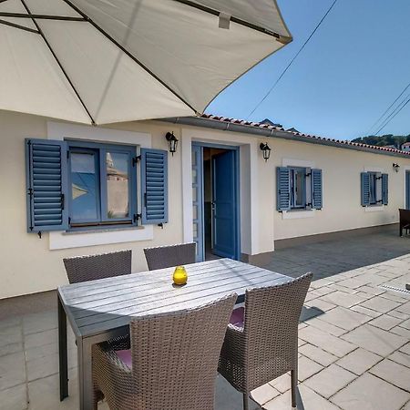 Apartments Relax Veli Lošinj Екстериор снимка