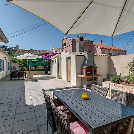 Apartments Relax Veli Lošinj Екстериор снимка