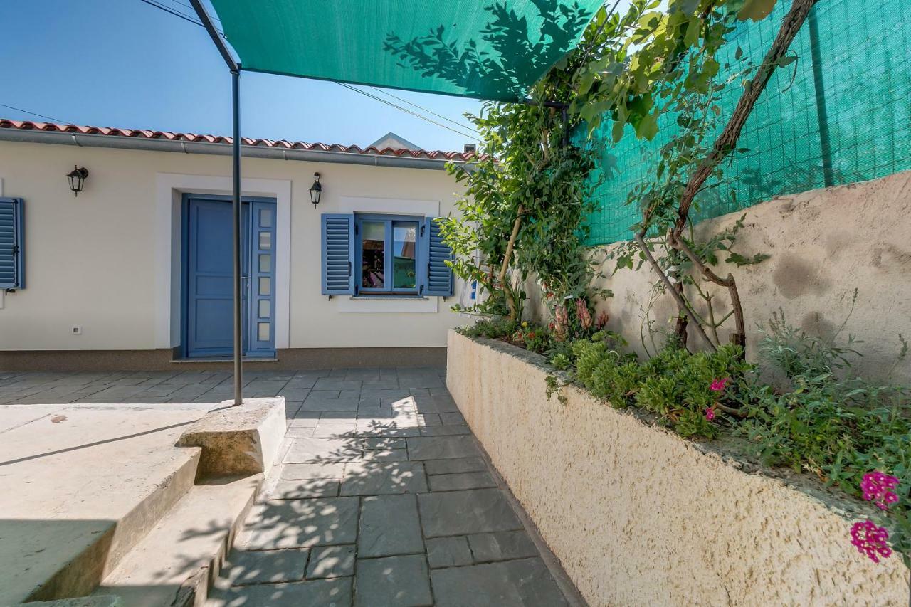Apartments Relax Veli Lošinj Екстериор снимка